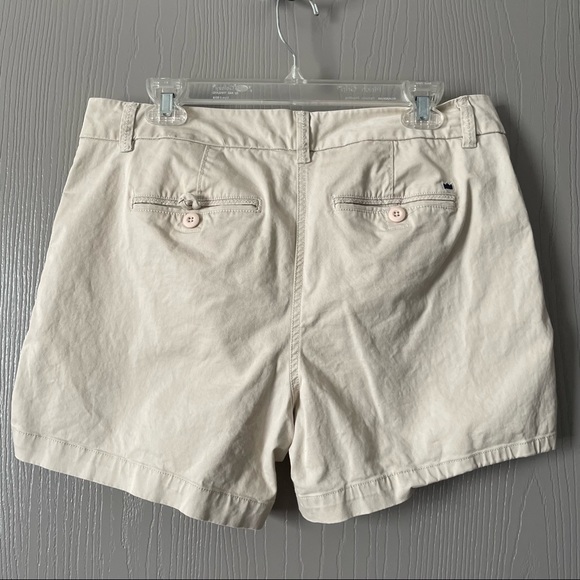 Khaki shorts - Picture 2 of 3